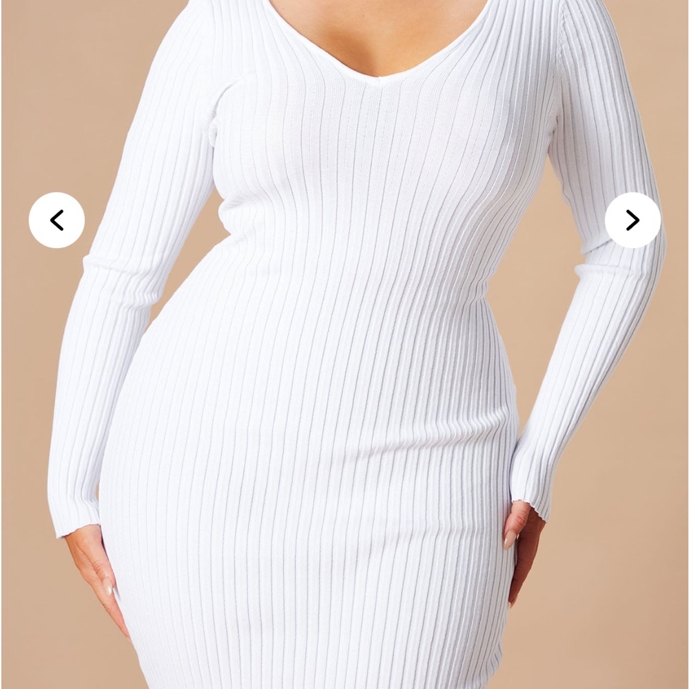 Elegant White Ribbed Knit Dress